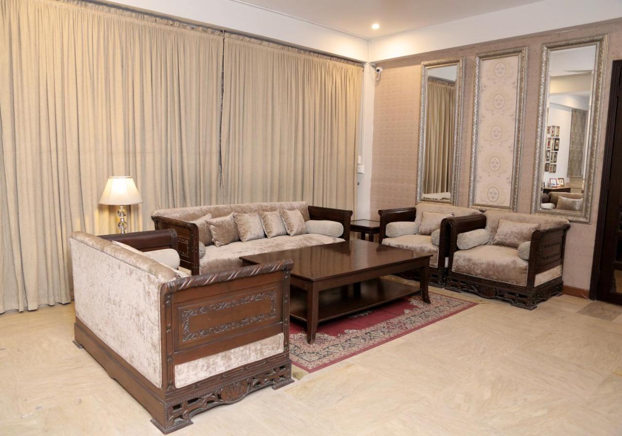 Shelton Hotel Лахор Екстериор снимка